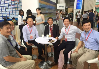 大亞人造板以精湛工藝和卓越品質(zhì)綻放國(guó)際木業(yè)博覽會(huì)